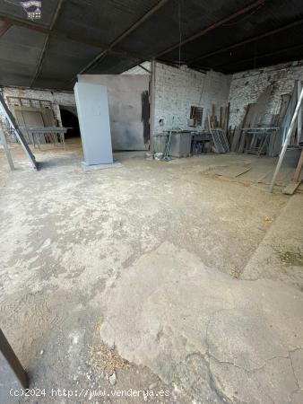 SE VENDE NAVE INDUSTRIAL EN EL BARRIO BAJO - CADIZ