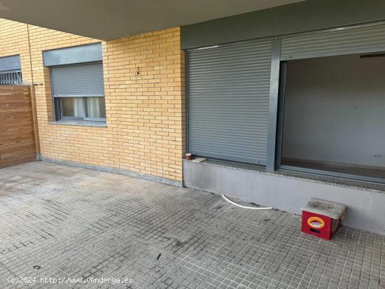 PISO EN VENTA EN LA BEGUDA ALTA CON GRAN TERRAZA y PLAZA PARKING - BARCELONA