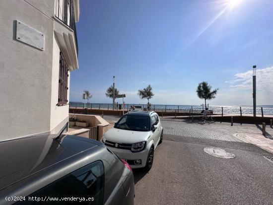 Plaza de aparcamiento subterráneo en El Molinar - BALEARES