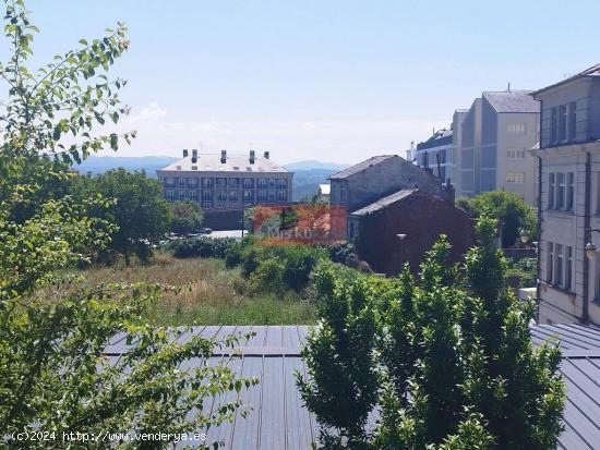 SE VENDE VIVIENDA UNIFAMILIAR PARA REHABILITAR Y  CON PROYECTO EN RUA NOVA - LUGO