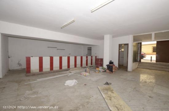  Local Comercial con acceso desde calle Muro y calle Jose Antonio - CADIZ 