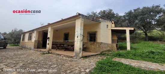  CHALET CON NAVE EN PLENA NATURALEZA - CORDOBA 