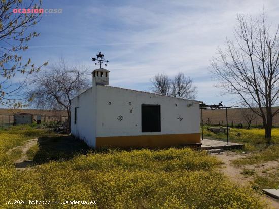 PARCELA CON PEQUEÑA CASA Y POZO - CORDOBA