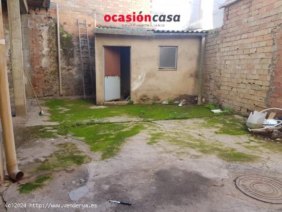 LOCAL COMERCIAL O COCHERA EN VENTA - CORDOBA