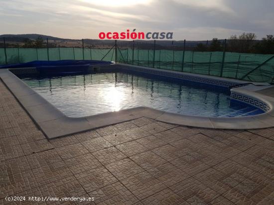 FINCA DE OLIVOS Y ENCINAR CON VIVIENDA - CORDOBA