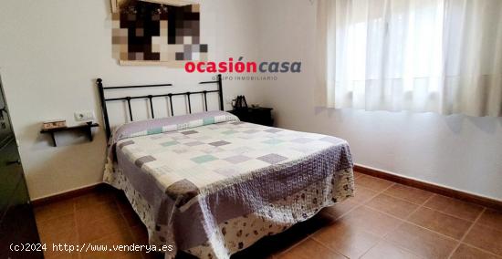 CHALET EN VENTA CON TERRENO - CORDOBA