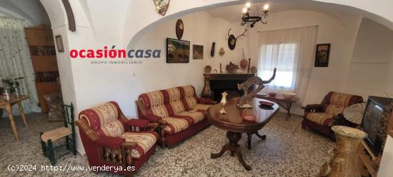 VENTA DE CASA DE CAMPO CERCANA A ALCARACEJOS - CORDOBA