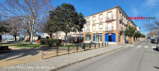 LOCAL COMERCIAL HACIENDO ESQUINA - CORDOBA