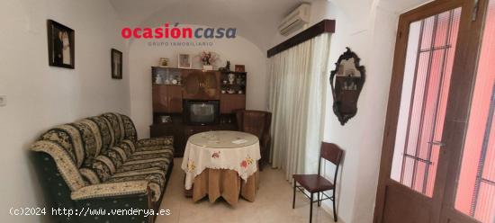 CASA EN VENTA EN PEDROCHE - CORDOBA