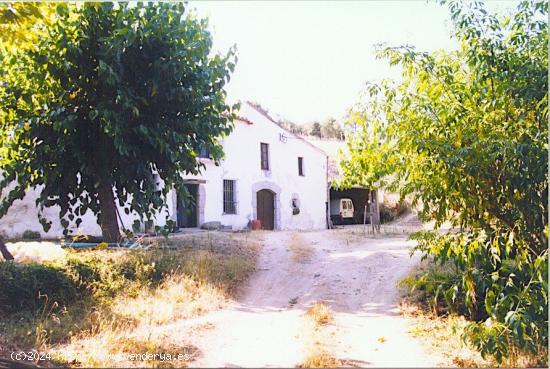  Masia en Sant Iscle de Vallalta - BARCELONA 