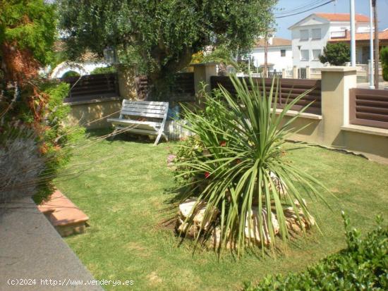 Casa unifamiliar aislada de alto standing situada en Bonavista de Calafell - TARRAGONA