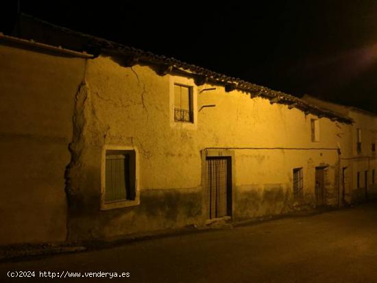 CASA DE PUEBLO EN LA PROVINCIA DE VALLADOLID - VALLADOLID