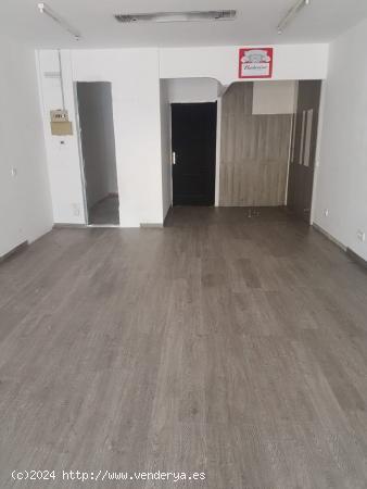 Estupendo LOCAL COMERCIAL en Plena Avenida de ESPAÑA de Calahonda - MALAGA