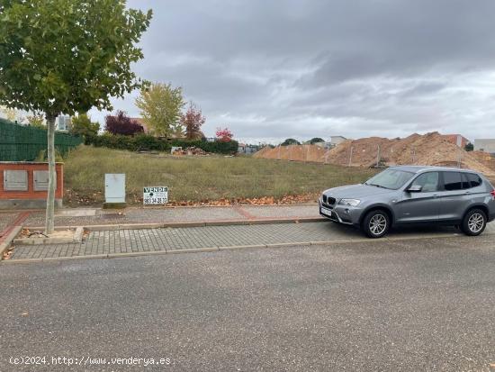 TERRENO EN EL BOSQUE REAL - VALLADOLID