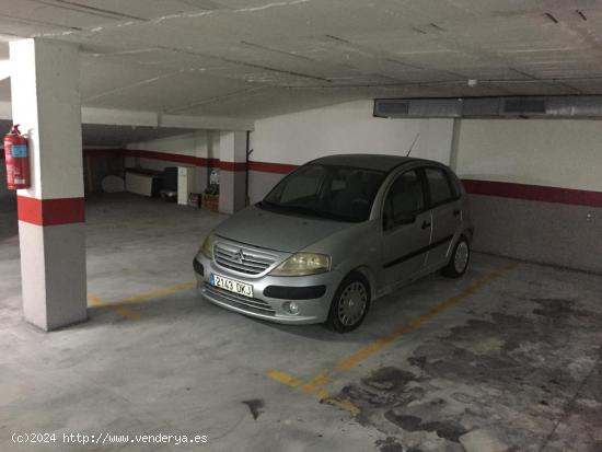 Se vende comoda plaza de parking en Guardamar - ALICANTE