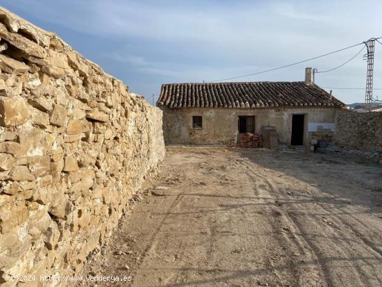 Casa de campo en Torremendo con parcela - Ideal para nuevo proyecto de reforma - ALICANTE