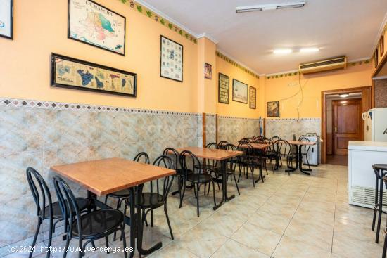 VENTA LOCAL CON SALIDA DE HUMOS EN CALLE MORELL DE REUS - TARRAGONA