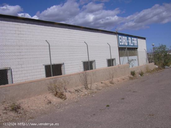 Naves industriales zona de Totana - MURCIA