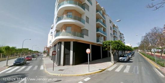  LOCAL 898 m2 CON LICENCIA DE DISCOTECA (ANTIGUA MILANO) + OTRO LOCAL 250 m2 DIAFANO - ALMERIA 