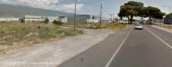 NAVE INDUSTRIAL PARA OPERADOR COMERCIAL - ALMERIA