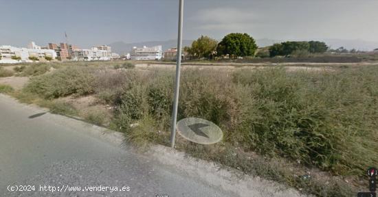 4100 METROS DE TERRENO URBANIZABLE EN STA. MARIA DEL AGUILA - ALMERIA