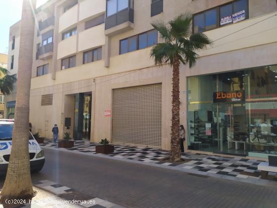 LOCAL COMERCIAL CALLE CONSTANTINO/PLAZA MAYOR - ALMERIA