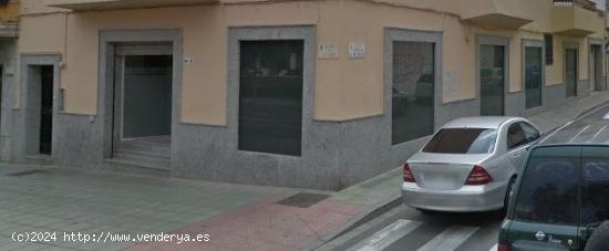 LOCAL BULEVA EL EJIDO, COMPLETAMENTE INSTALADO COMO OFICINA - ALMERIA