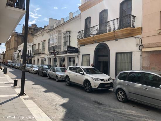  CASA SITUADA EN EL CENTRO. - CADIZ 