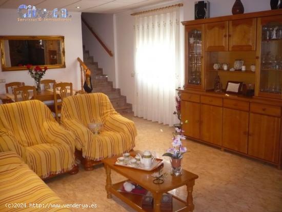 Estupendo Chalet en Molina de Segura - MURCIA