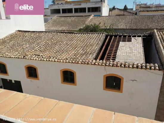 MAGNIFICO CASCO DE BODEGA - CADIZ