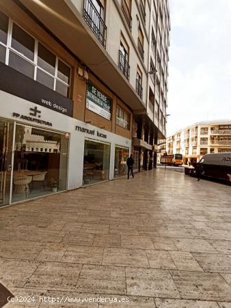 ESPLÉNDIDO ENTRESUELO  FRENTE AL PARQUE MUNICIPAL DE ELCHE - ALICANTE