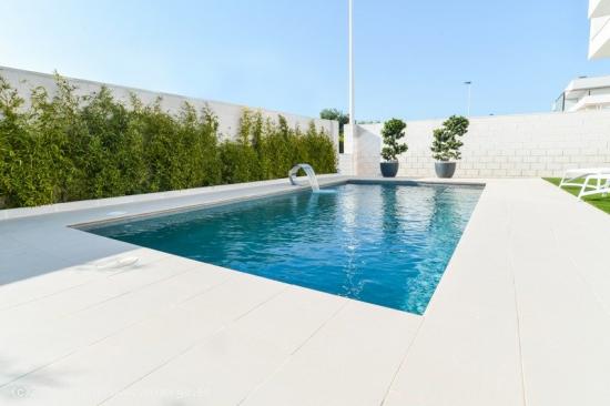 VILLA MODERNA 146m² en VENTA en Gran Alacant, Alicante - ALICANTE