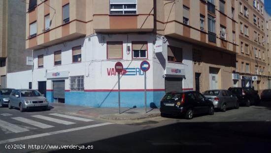  Local comercial en venta más vivienda - CASTELLON 