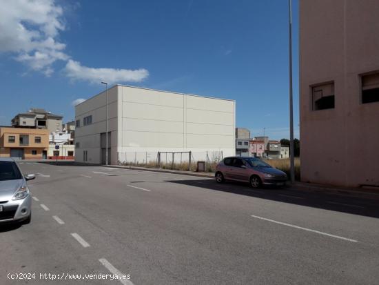 Se vende solar industrial-comercial en Polígono San Lorenzo - CASTELLON