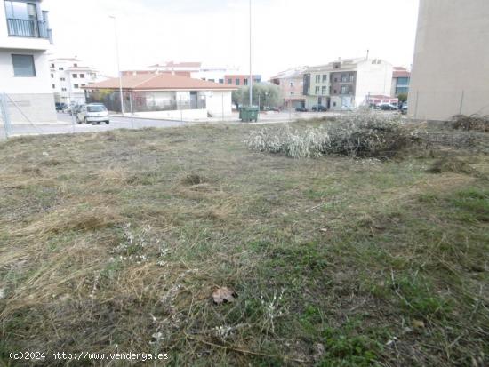 PARCELA URBANA CON CASA DE PIEDRA PARA REHABILITAR - CASTELLON