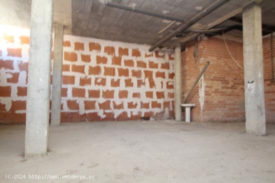 VENTA DE LOCAL DE 135M2. EN EJEA - ZARAGOZA