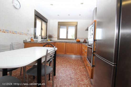 VENTA DE CASA EN CASTILISCAR - ZARAGOZA