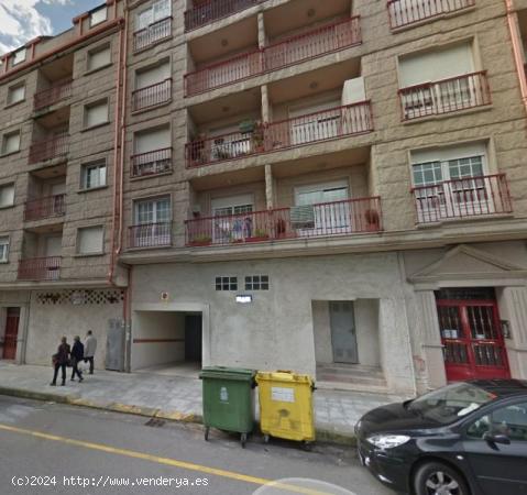 BAJO COMERCIAL EN VENTA - A CORUÑA