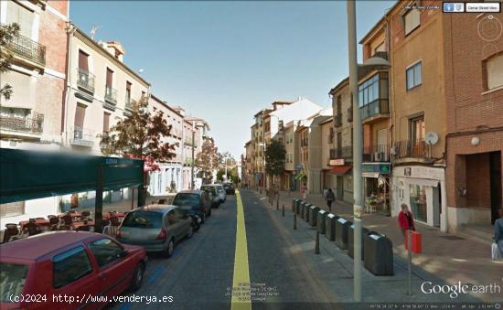 EDIFICIO EN PLENO CENTRO DE SEGOVIA CON JARDIN.- - SEGOVIA