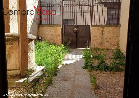  VENTA DE VIVIENDA UNIFAMILIAR EN BERNUY - SEGOVIA 