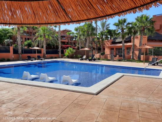  Residencial cerrado con 40 viviendas cerca del campo de golf de Villamartín. - ALICANTE 