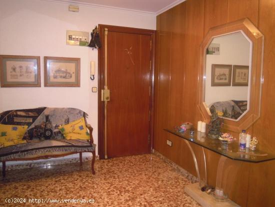 VENTA PISO    CALLE CIUTAT DE LAVAL     GANDÍA - VALENCIA