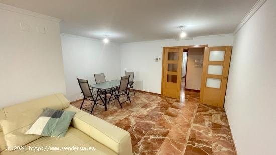 GRAO DE GANDIA - PRIMER PISO CON PATIO - SE VENDE - VALENCIA