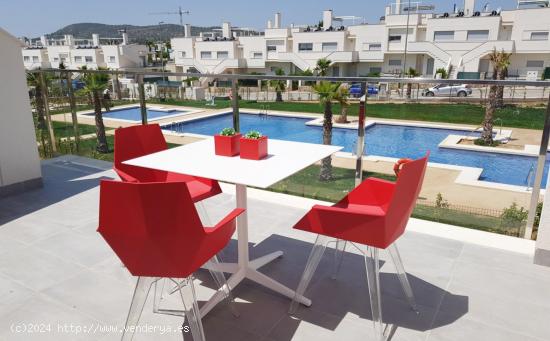 VISTABELLA GOLF - BUNGALOWS DE LUJO CON PISCINA COMUNITARIA - ALICANTE