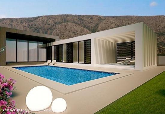 Villa de lujo con parcela de 10.000M2 en Pinoso - ALICANTE