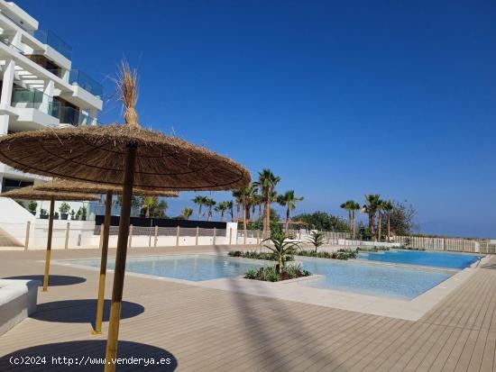 ÁTICO DÚPLEX LLAVE EN MANO CON VISTA AL MAR EN DENIA (LAS MARINAS) - ALICANTE