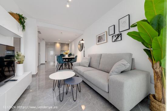 APARTAMENTO DE 2 DORMITORIOS CON VISTAS AL MAR EN XERESA(GANDÍA). - VALENCIA