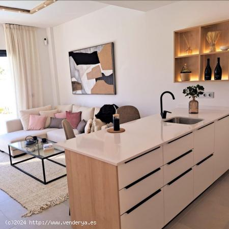 VILLA MODERNA DE 3 DORM. DE NUEVA CONATRUCCIÓN EN SANTIAGO DE LA RIBERA - MURCIA