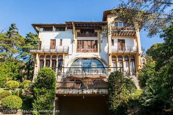 Mansión modernista y singular con vistas al mar en Llavaneres - Costa Barcelona - BARCELONA