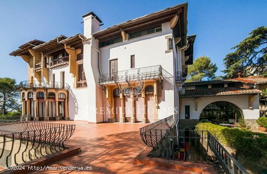 Mansión modernista y singular con vistas al mar en Llavaneres - Costa Barcelona - BARCELONA